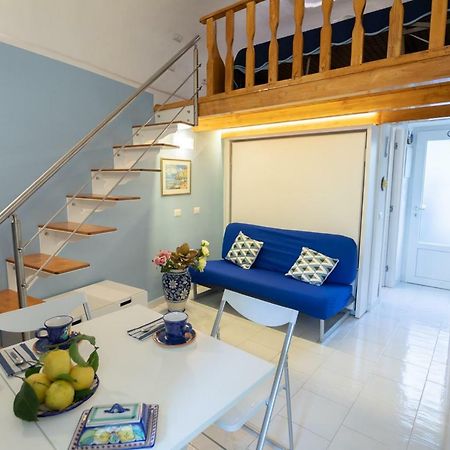 Casa Vacanze Freeholiday House Мінорі Екстер'єр фото