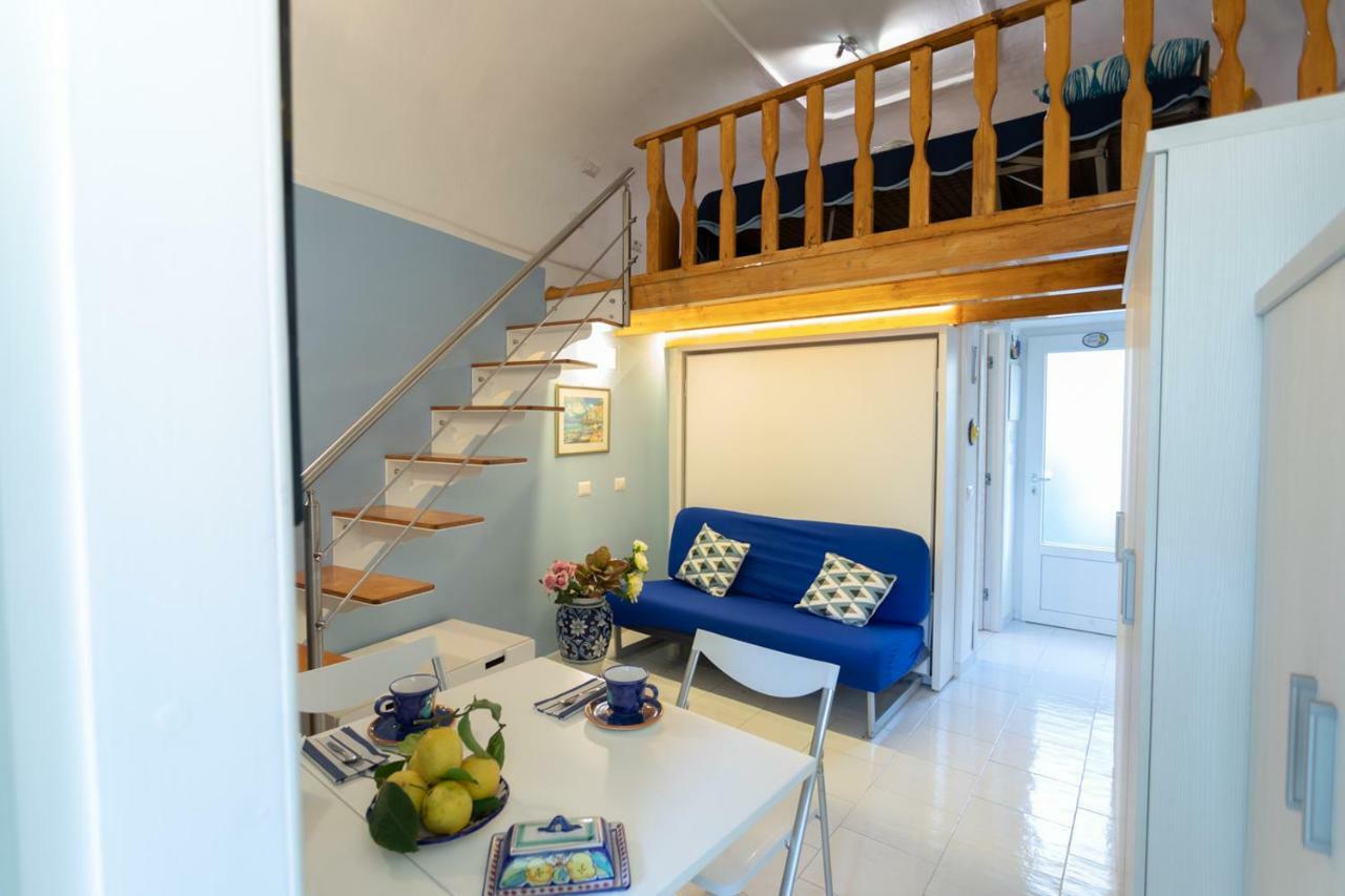 Casa Vacanze Freeholiday House Мінорі Екстер'єр фото