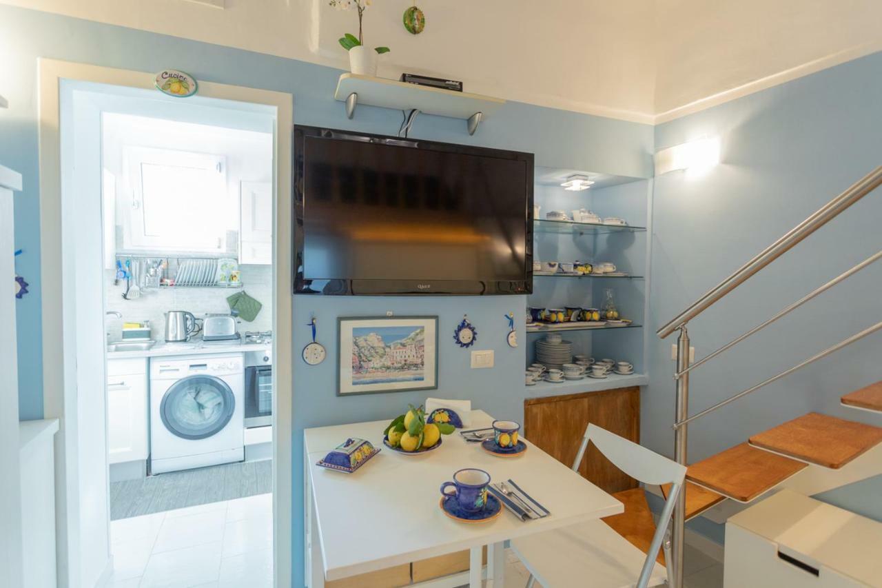 Casa Vacanze Freeholiday House Мінорі Екстер'єр фото