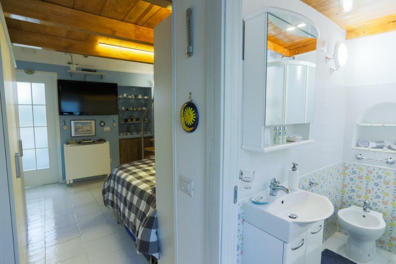 Casa Vacanze Freeholiday House Мінорі Екстер'єр фото