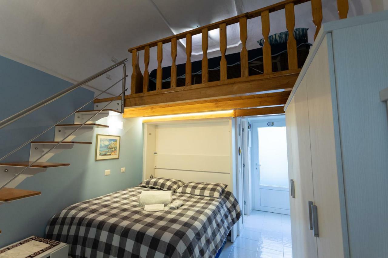 Casa Vacanze Freeholiday House Мінорі Екстер'єр фото