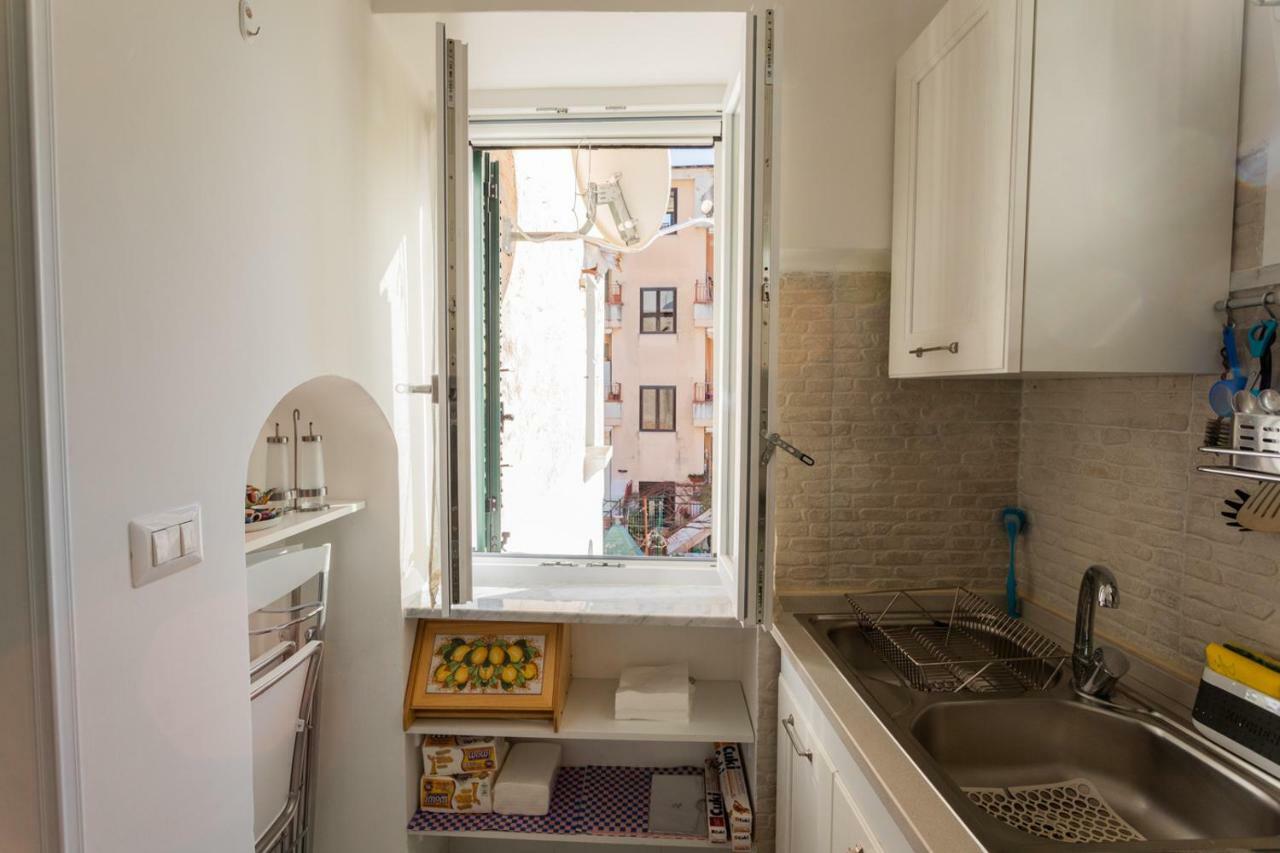 Casa Vacanze Freeholiday House Мінорі Екстер'єр фото